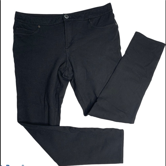 White House Black Market Pants - White House Black Market M Black jegging pants